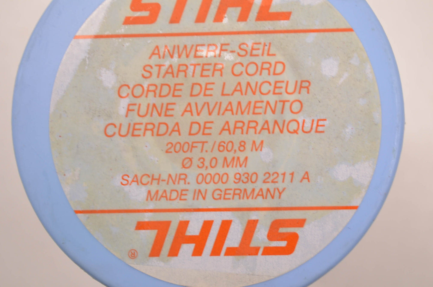 0000 930 2211